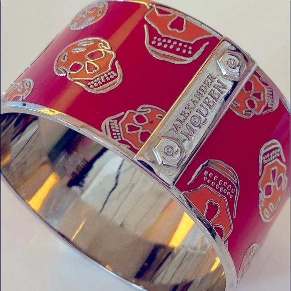 Alexander McQueen Red ☠️ Skull Bangle Bracelet - Picture 10 of 16